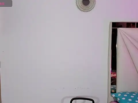 Snapshot of ale-noah chatting on 02/11/26, 08:30 ale-noah online show from 02/11/26, 08:30