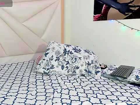 Snapshot of ale-noah chatting on 03/01/26, 07:38 ale-noah online show from 03/01/26, 07:38