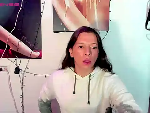 Snapshot of ale-noah chatting on 03/19/26, 05:11 ale-noah online show from 03/19/26, 05:11