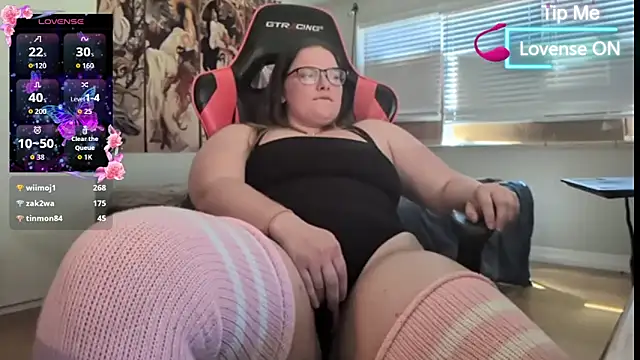 lillythotz online show from 04/03/26, 08:51