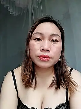 Snapshot of cong1122 chatting on 02/13/26, 05:36 cong1122 online show from 02/13/26, 05:36