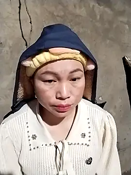 Snapshot of cong1122 chatting on 02/17/26, 09:54 cong1122 online show from 02/17/26, 09:54