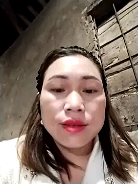 Snapshot of cong1122 chatting on 02/18/26, 10:39 cong1122 online show from 02/18/26, 10:39