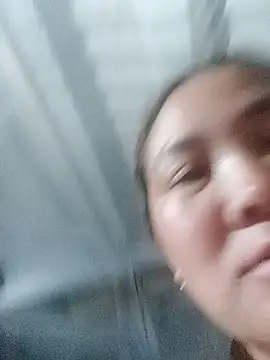 Snapshot of bongtuyet11 chatting on 03/01/26, 03:25 bongtuyet11 online show from 03/01/26, 03:25