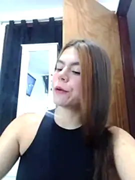 EmiNavarro online show from 08/02/26, 11:03