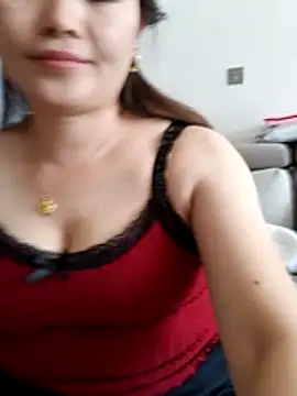 Snapshot of Jennie_dogy chatting on 05/26/26, 01:56 Jennie dogy online show from 05/26/26, 01:56