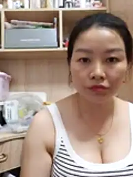 Snapshot of Jennie_dogy chatting on 07/17/26, 12:56 Jennie dogy online show from 07/17/26, 12:56