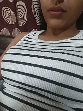 komalsharma99 online show from 06/06/26, 05:23