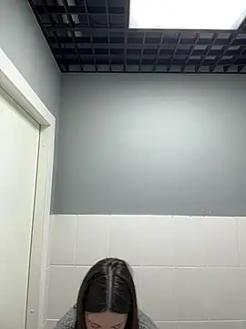 Snapshot of chilhorny chatting on 02/15/26, 07:51 chilhorny online show from 02/15/26, 07:51