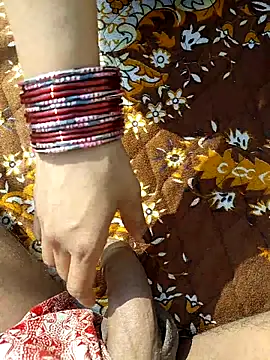 x couple2 online show from 02/17/26, 09:17