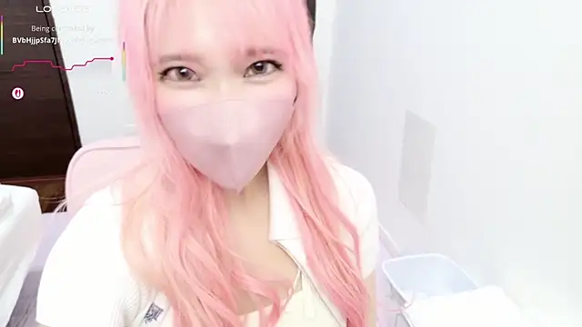 Mia-o0 online show from 03/05/26, 09:27