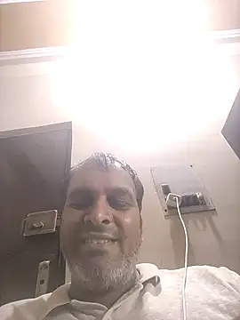indiandesivillegeboy online show from 07/04/26, 06:41