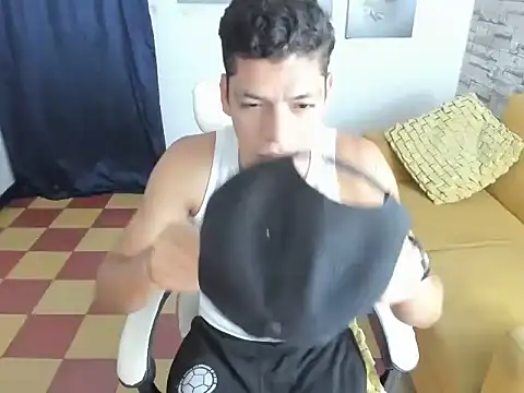 Andres sant  online show from 03/18/26, 03:09