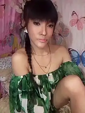 Snapshot of GeorginaLove09 chatting on 06/28/26, 02:12 GeorginaLove09 online show from 06/28/26, 02:12