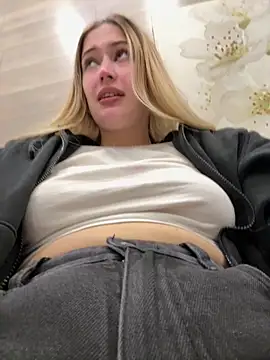 blonde exe online show from 04/04/26, 10:57