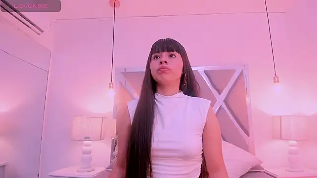 Raven Luxx online show from 05/15/26, 05:20