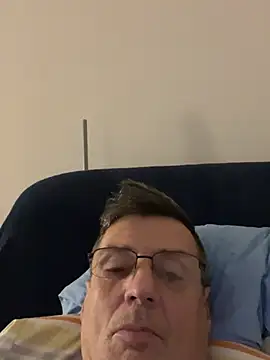 Snapshot of ManuelCervantes1972 chatting on 02/28/26, 11:39 ManuelCervantes1972 online show from 02/28/26, 11:39