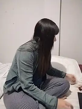 Lyonette reading1 online show from 03/21/26, 09:14