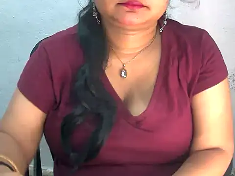 Saniya K2 online show from 06/15/26, 05:26