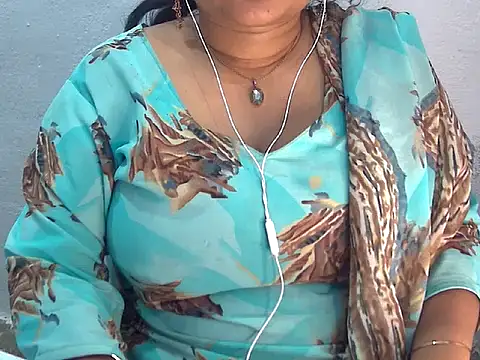 Saniya K2 online show from 07/13/26, 04:21