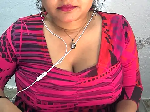 Saniya K2 online show from 07/17/26, 04:01