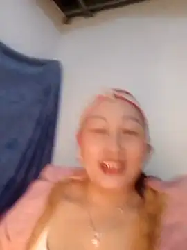 Snapshot of Jolie_sexy chatting on 03/04/26, 04:46 Jolie sexy online show from 03/04/26, 04:46