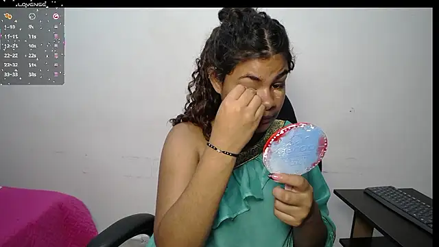 Snapshot of yaazhinii chatting on 03/03/26, 11:49 yaazhinii online show from 03/03/26, 11:49