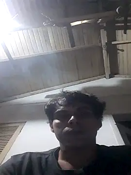 henriquefc2712 online show from 04/03/26, 08:34