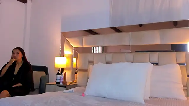 EloiseClairmont online show from 03/23/26, 08:13