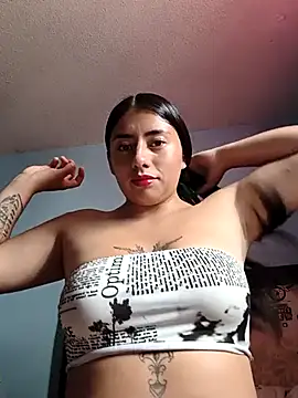 Snapshot of ashleymonroe4 chatting on 02/22/26, 03:21 ashleymonroe4 online show from 02/22/26, 03:21