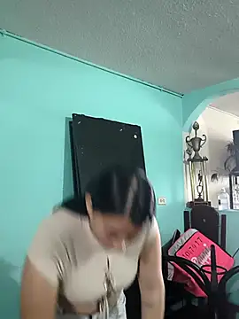 Snapshot of ashleymonroe4 chatting on 02/24/26, 03:21 ashleymonroe4 online show from 02/24/26, 03:21