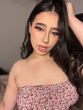 Sofiia Vegaa online show from 04/18/26, 01:53