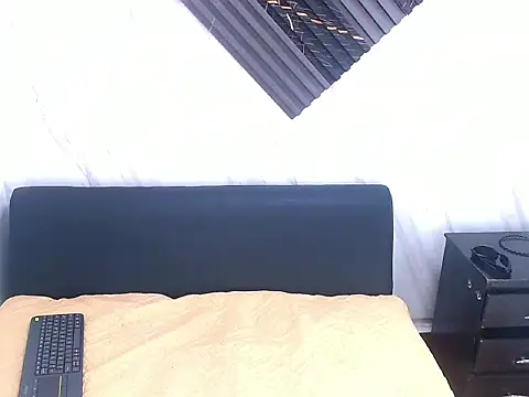 Snapshot of SamiSaturno chatting on 02/09/26, 07:07 SamiSaturno online show from 02/09/26, 07:07