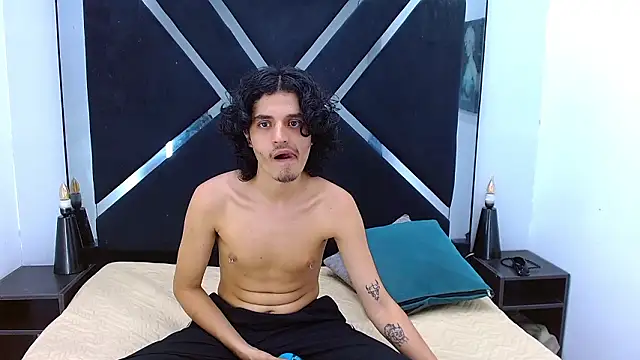 Snapshot of SamiSaturno chatting on 02/23/26, 07:22 SamiSaturno online show from 02/23/26, 07:22