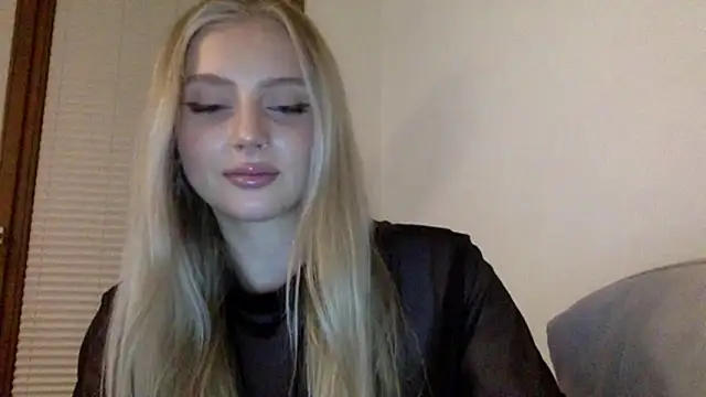 MayaWetDream online show from 03/25/26, 08:59