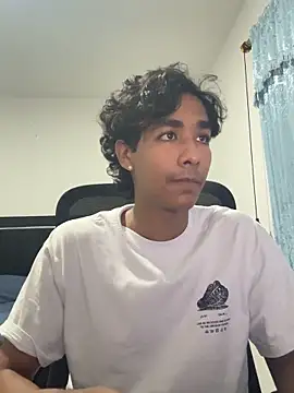 Snapshot of Pedestal_diamant chatting on 03/03/26, 11:32 Pedestal diamant online show from 03/03/26, 11:32