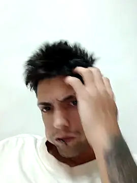 Snapshot of CubanoxxxSex chatting on 02/05/26, 08:57 CubanoxxxSex online show from 02/05/26, 08:57