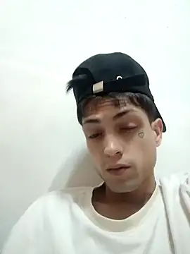 Snapshot of CubanoxxxSex chatting on 02/13/26, 05:58 CubanoxxxSex online show from 02/13/26, 05:58