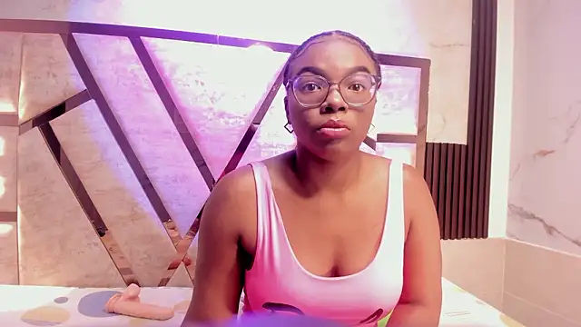 salem rosee online show from 03/27/26, 01:44