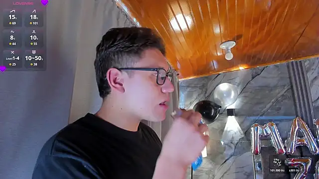 Manson and Zoe online show from 04/20/26, 11:35