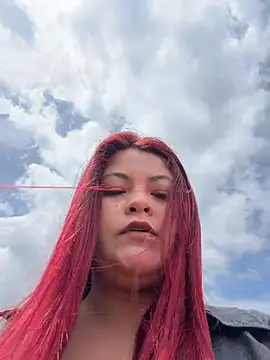 Lia-Moon77 online show from 06/04/26, 04:35