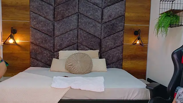 Snapshot of FernandaBrown__ chatting on 03/03/26, 07:42 FernandaBrown online show from 03/03/26, 07:42