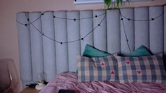 FernandaBrown   online show from 03/15/26, 11:38