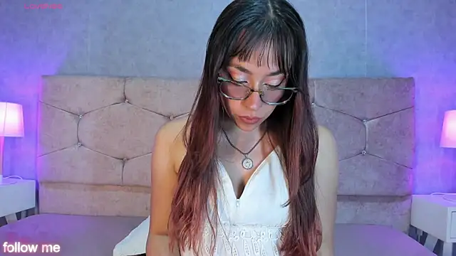 Snapshot of Chloe_Miiler chatting on 02/24/26, 01:31 Chloe Miiler online show from 02/24/26, 01:31