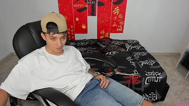 Wesleey-Boy online show from 04/13/26, 08:03