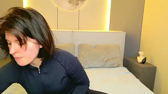 Milana Bold online show from 03/19/26, 08:35