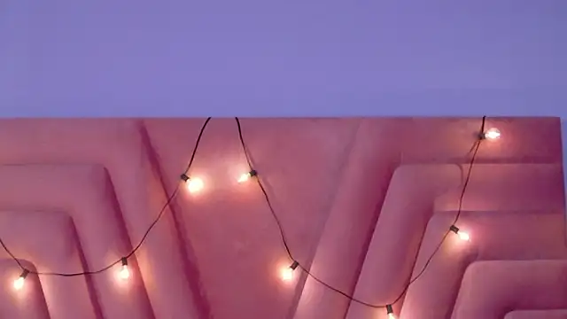 Snapshot of ThinPrincesss chatting on 02/08/26, 01:14 ThinPrincesss online show from 02/08/26, 01:14