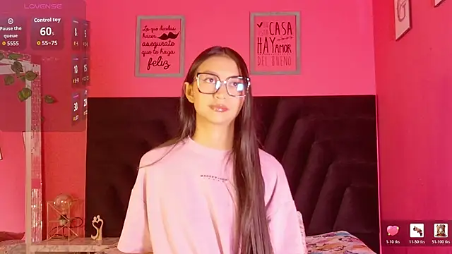 Snapshot of ThinPrincesss chatting on 02/24/26, 01:09 ThinPrincesss online show from 02/24/26, 01:09