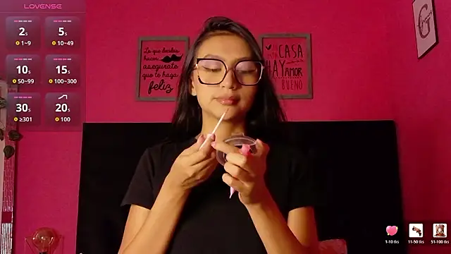 Snapshot of ThinPrincesss chatting on 03/03/26, 12:55 ThinPrincesss online show from 03/03/26, 12:55