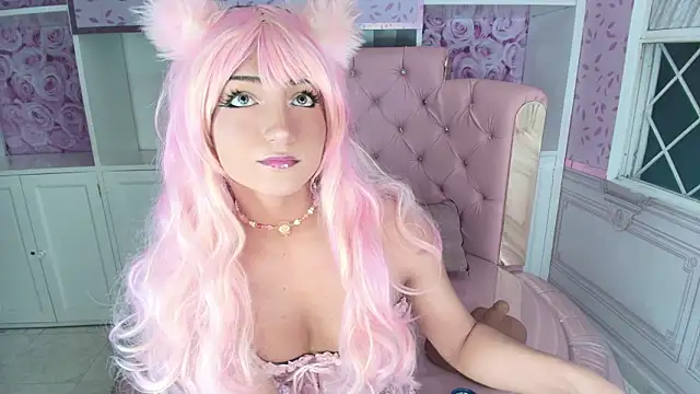 Snapshot of sweetness_siren chatting on 02/19/26, 12:17 sweetness siren online show from 02/19/26, 12:17